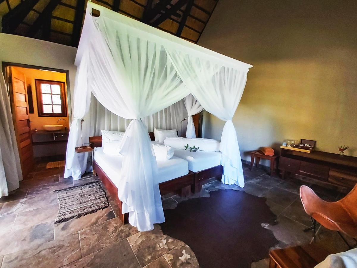 Sophienhof Lodge Оутджо Екстериор снимка